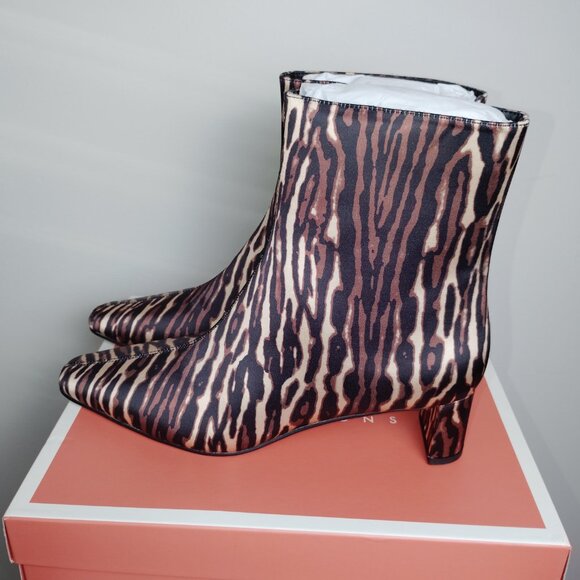 NIB Katy Perry Fall 2025 Wanderering Bootie size 7.5. - Picture 6 of 7